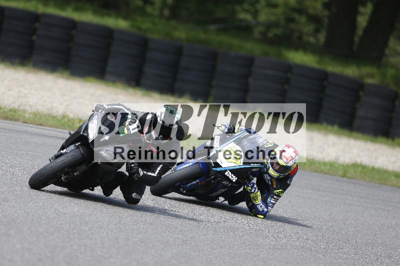 /Archiv-2025/53 16.09.2025 Track Day Domi Aegerter ADR/Gruppe gruen/21